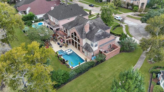 7426 Timberlake Drive, Sugar Land, TX 77479
