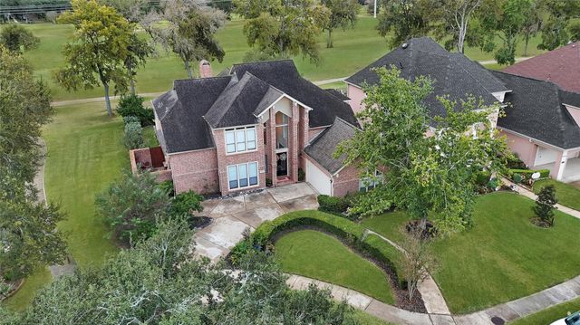 7426 Timberlake Drive, Sugar Land, TX 77479