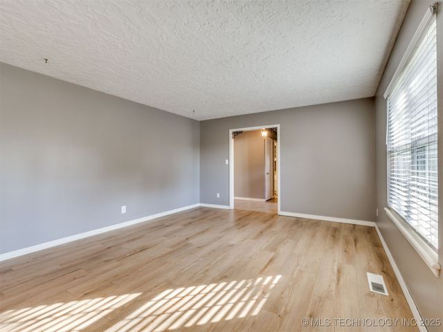 14513 E 13th Street, Tulsa, OK 74108