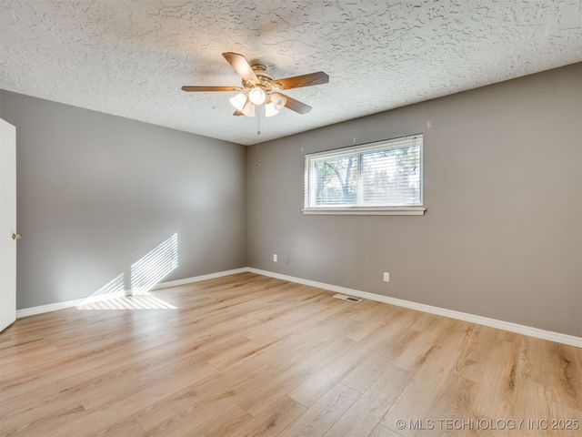 14513 E 13th Street, Tulsa, OK 74108