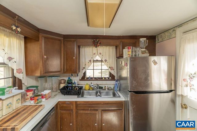 1380 S F T VALLEY RD, Madison, VA 22727