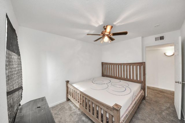 8100 Creekbend Drive 104, Houston, TX 77071