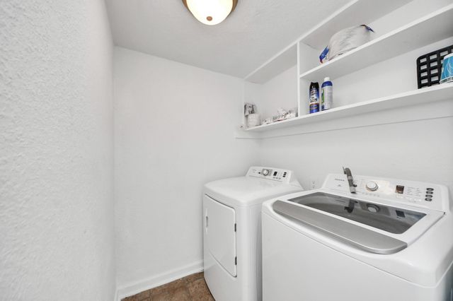 8100 Creekbend Drive 104, Houston, TX 77071