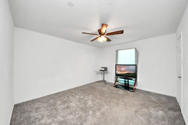 8100 Creekbend Drive 104, Houston, TX 77071