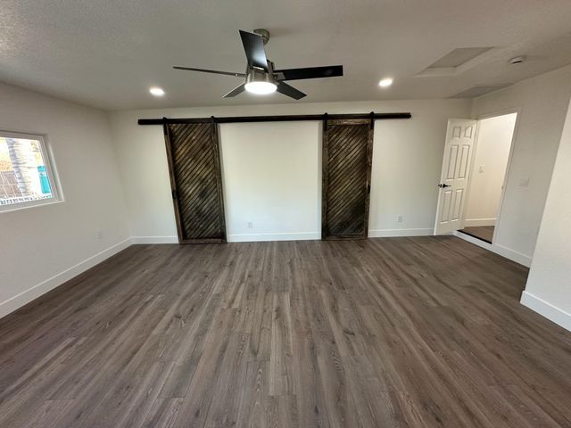 16 S Plano Street, Porterville, CA 93257