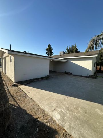 16 S Plano Street, Porterville, CA 93257
