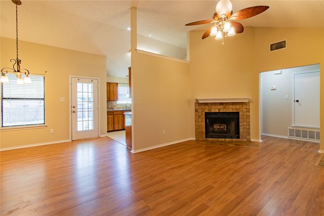 8220 Willis Lane, Watauga, TX 76148