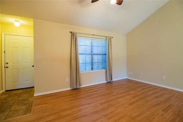 8220 Willis Lane, Watauga, TX 76148