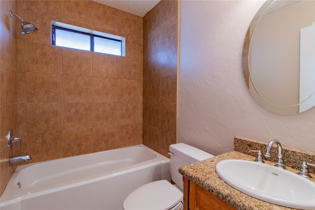 8220 Willis Lane, Watauga, TX 76148