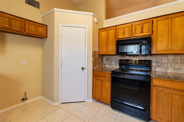 8220 Willis Lane, Watauga, TX 76148