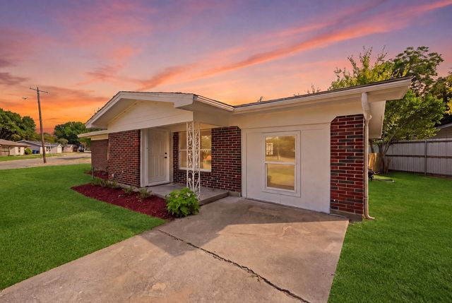 400 Hillcrest Street, Mansfield, TX 76063