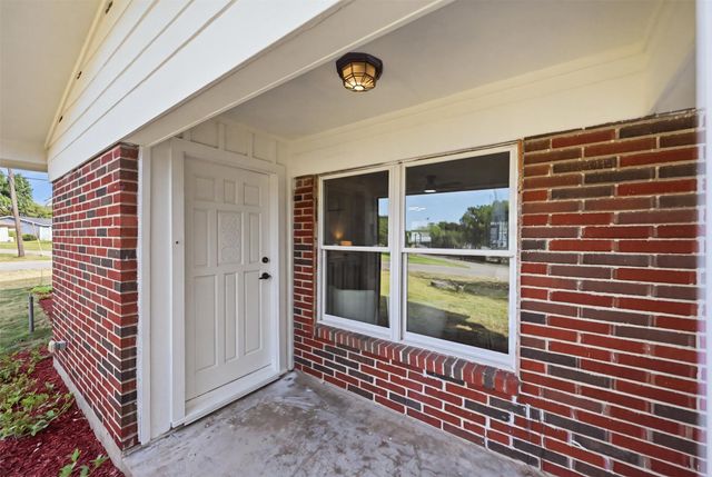 400 Hillcrest Street, Mansfield, TX 76063