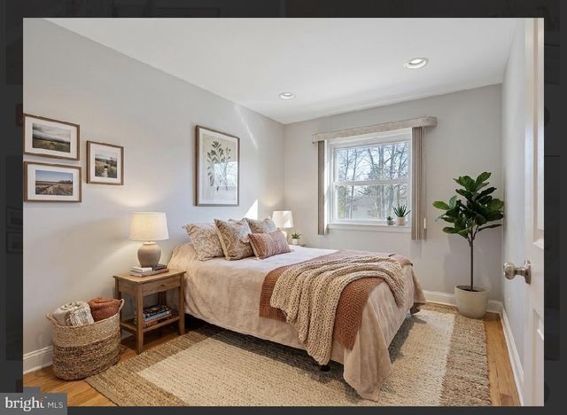 631 S CENTRAL BLVD, Broomall, PA 19008