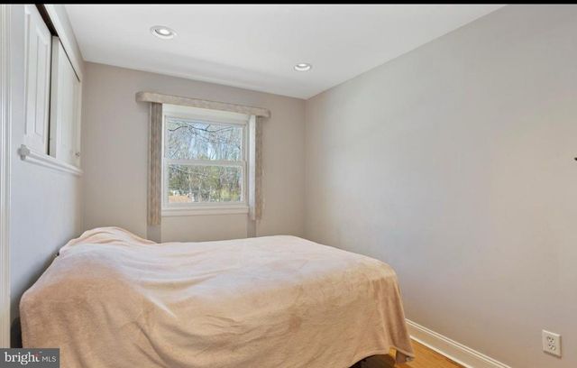 631 S CENTRAL BLVD, Broomall, PA 19008