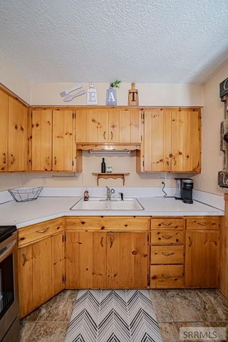 412 Meppen Drive, Idaho Falls, ID 83401