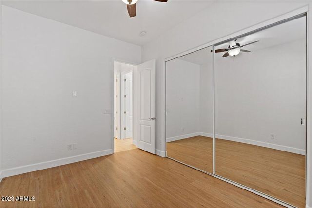 2413 W SIENNA BOUQUET Place, Phoenix, AZ 85085