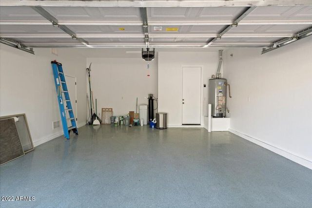 2413 W SIENNA BOUQUET Place, Phoenix, AZ 85085