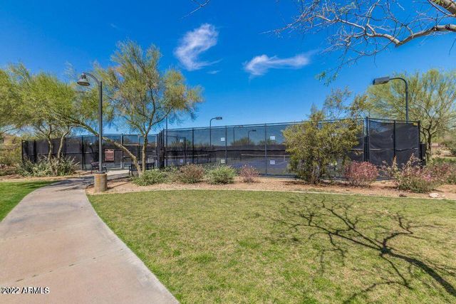 2413 W SIENNA BOUQUET Place, Phoenix, AZ 85085