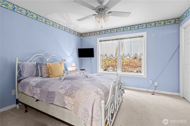 70 N Rim view Place, Hoodsport, WA 98548