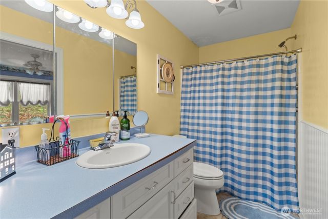 70 N Rim view Place, Hoodsport, WA 98548