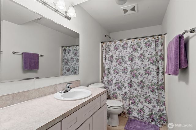 70 N Rim view Place, Hoodsport, WA 98548