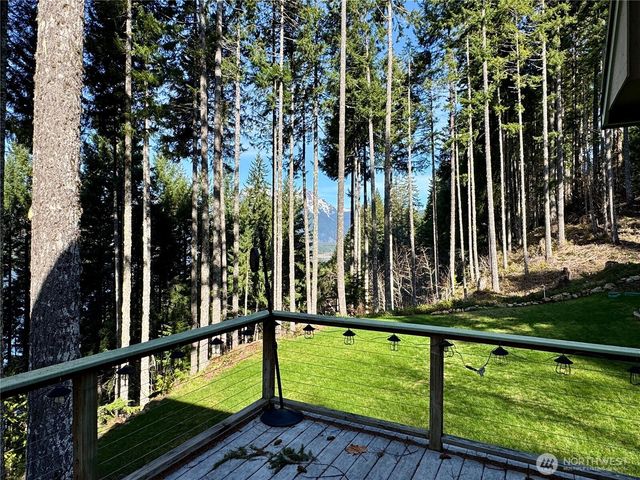 70 N Rim view Place, Hoodsport, WA 98548