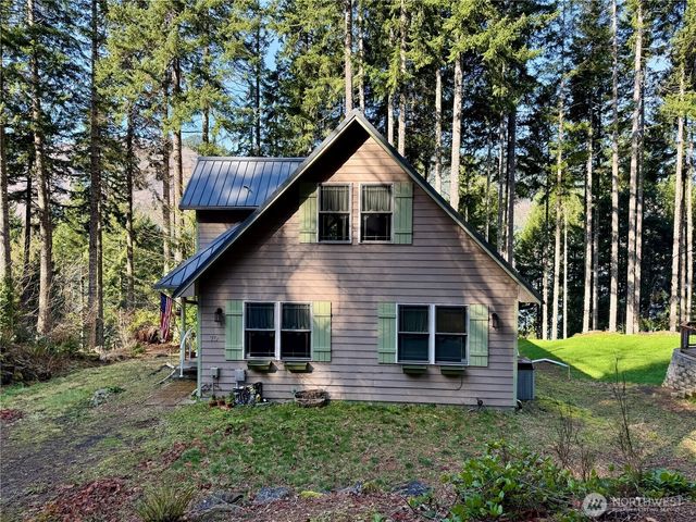 70 N Rim view Place, Hoodsport, WA 98548