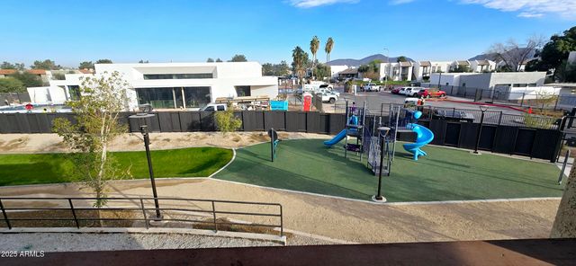 8344 N 21ST Drive I212, Phoenix, AZ 85021