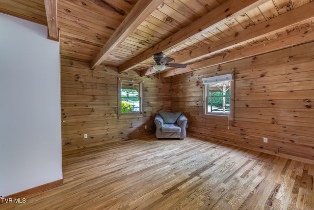130 Redwood Drive, Elizabethton, TN 37643