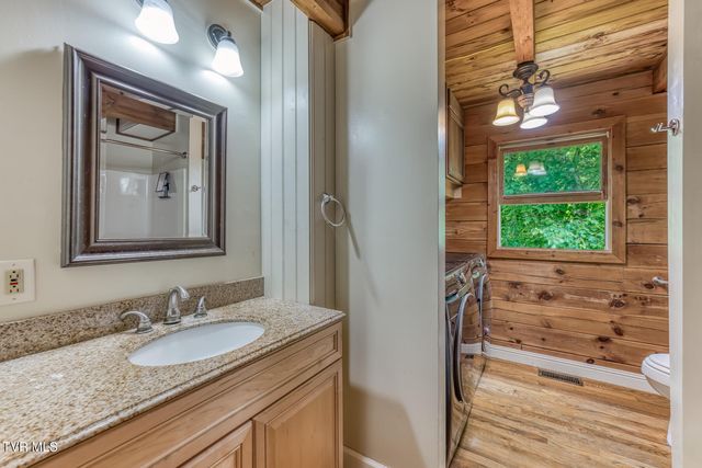 130 Redwood Drive, Elizabethton, TN 37643