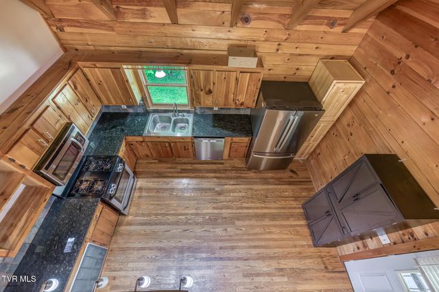 130 Redwood Drive, Elizabethton, TN 37643