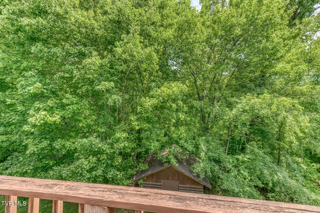 130 Redwood Drive, Elizabethton, TN 37643