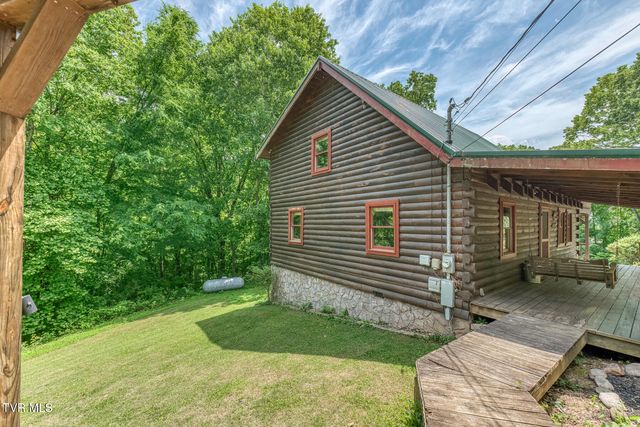 130 Redwood Drive, Elizabethton, TN 37643