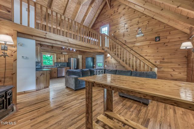 130 Redwood Drive, Elizabethton, TN 37643