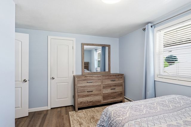 140 Ruskin St, Chicopee, MA 01020