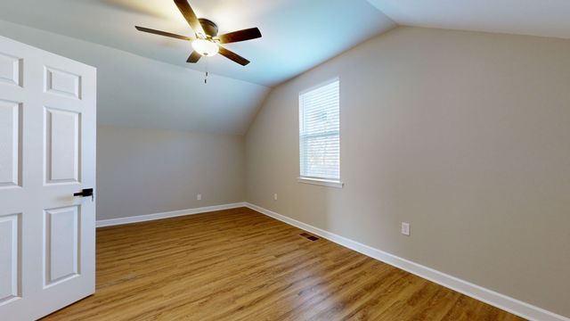 556 E Vine St, Murfreesboro, TN 37130
