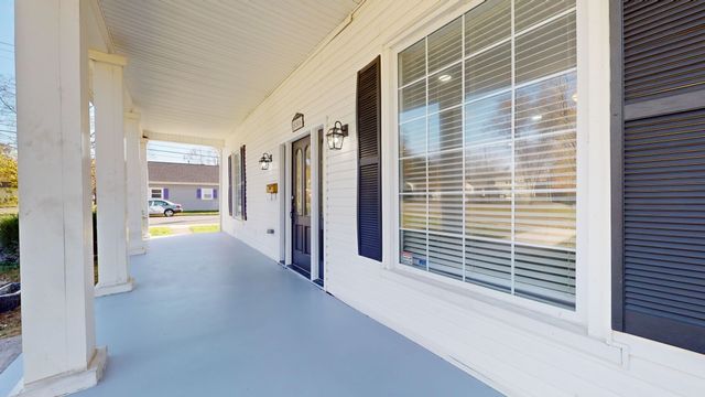 556 E Vine St, Murfreesboro, TN 37130