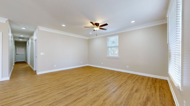 556 E Vine St, Murfreesboro, TN 37130