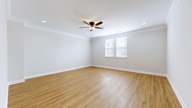 556 E Vine St, Murfreesboro, TN 37130