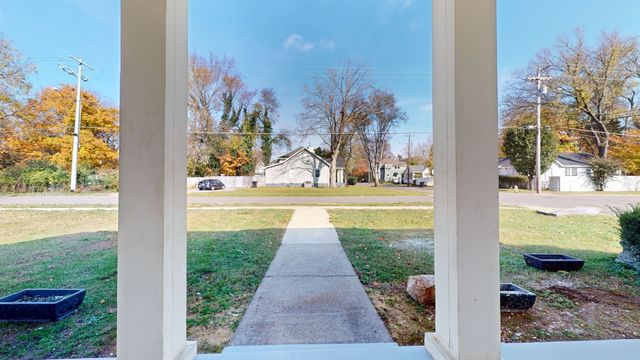556 E Vine St, Murfreesboro, TN 37130