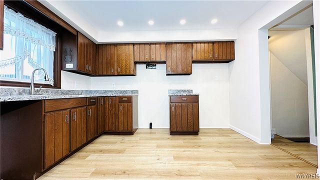 2486 LaSalle Avenue, Niagara Falls, NY 14301