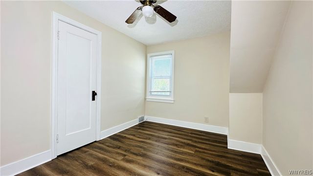 2486 LaSalle Avenue, Niagara Falls, NY 14301