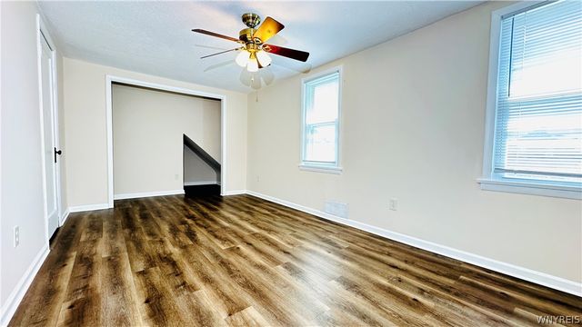 2486 LaSalle Avenue, Niagara Falls, NY 14301