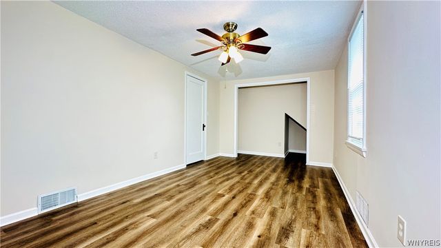 2486 LaSalle Avenue, Niagara Falls, NY 14301