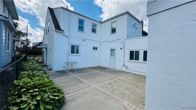 2486 LaSalle Avenue, Niagara Falls, NY 14301