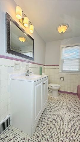2486 LaSalle Avenue, Niagara Falls, NY 14301
