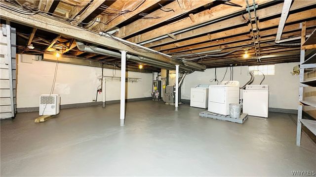 2486 LaSalle Avenue, Niagara Falls, NY 14301