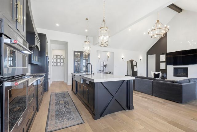 8301 County Road 204, Grandview, TX 76050