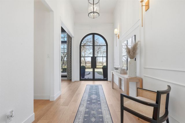 8301 County Road 204, Grandview, TX 76050