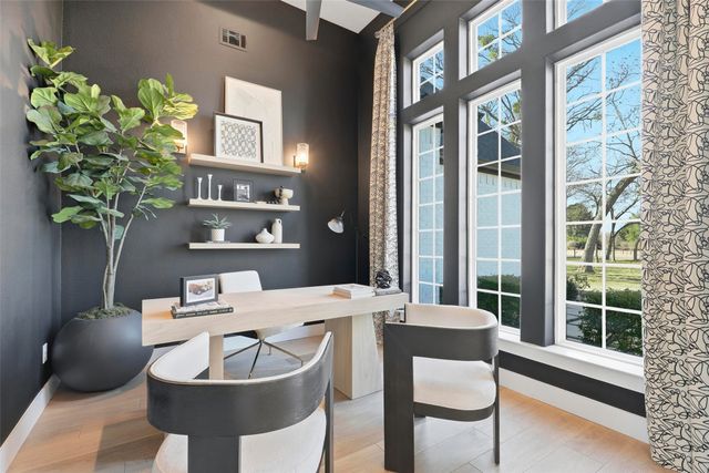 8301 County Road 204, Grandview, TX 76050